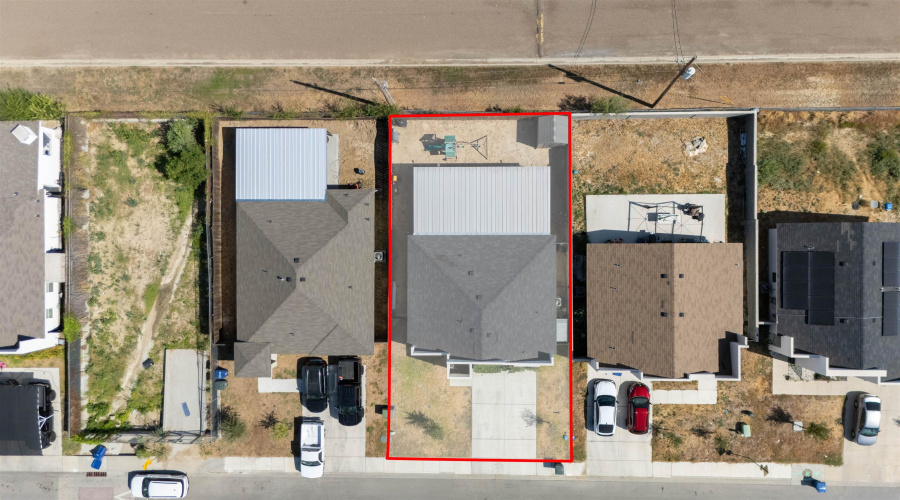 6520 Adenia Loop, Laredo, Texas 78043, 3 Bedrooms Bedrooms, 5 Rooms Rooms,2 BathroomsBathrooms,Residential,For Sale,6520 Adenia Loop,20264061