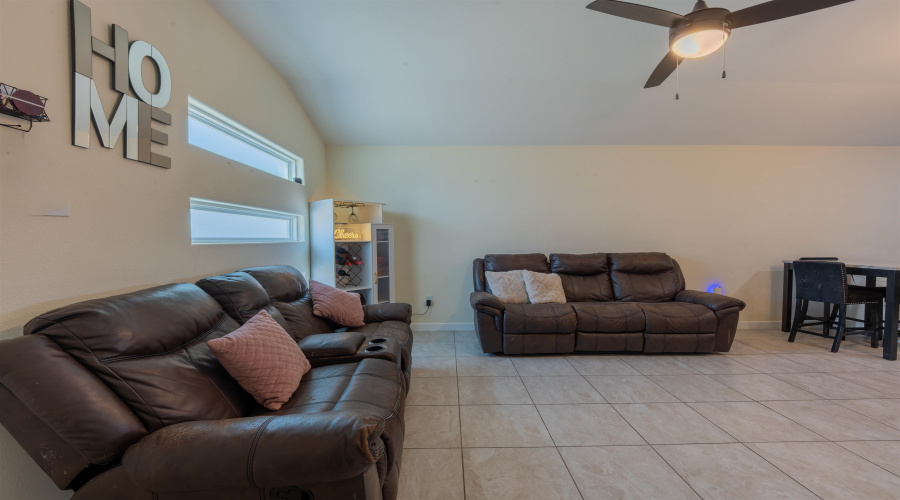 6520 Adenia Loop, Laredo, Texas 78043, 3 Bedrooms Bedrooms, 5 Rooms Rooms,2 BathroomsBathrooms,Residential,For Sale,6520 Adenia Loop,20264061
