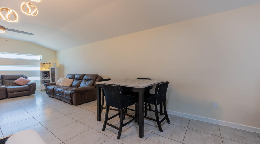 6520 Adenia Loop, Laredo, Texas 78043, 3 Bedrooms Bedrooms, 5 Rooms Rooms,2 BathroomsBathrooms,Residential,For Sale,6520 Adenia Loop,20264061