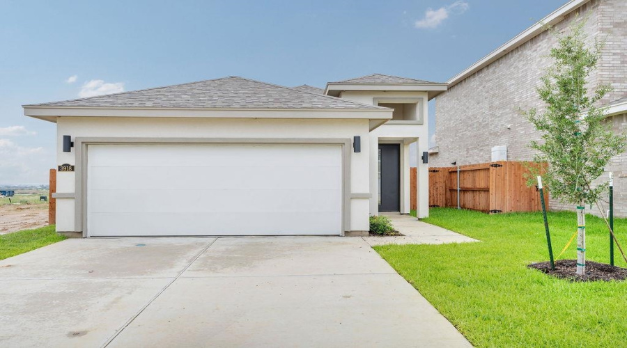 3918 Peggy Dr., LAREDO, Texas 78046, 3 Bedrooms Bedrooms, 5 Rooms Rooms,2 BathroomsBathrooms,Residential,For Sale,3918 Peggy Dr.,20264062