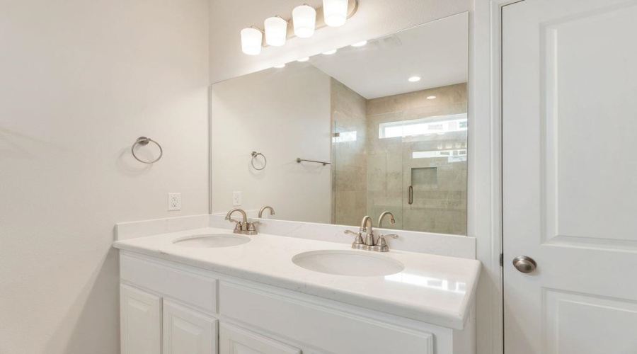3921 Peggy Dr., Laredo, Texas 78046, 3 Bedrooms Bedrooms, 5 Rooms Rooms,2 BathroomsBathrooms,Residential,For Sale,3921 Peggy Dr.,20264063