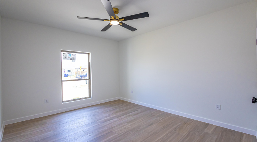 2920 Earthhaven Dr., LAREDO, Texas 78046, 3 Bedrooms Bedrooms, 5 Rooms Rooms,2 BathroomsBathrooms,Residential,For Sale,2920 Earthhaven Dr.,20264064