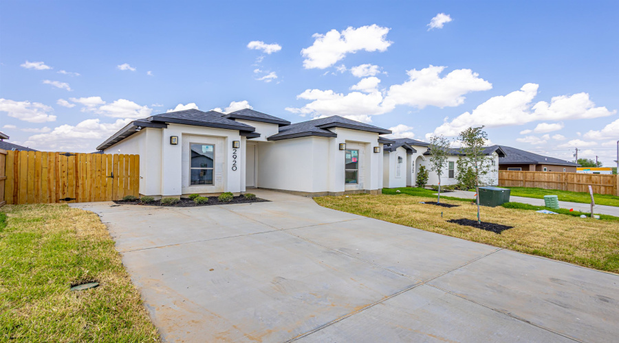 2920 Earthhaven Dr., LAREDO, Texas 78046, 3 Bedrooms Bedrooms, 5 Rooms Rooms,2 BathroomsBathrooms,Residential,For Sale,2920 Earthhaven Dr.,20264064