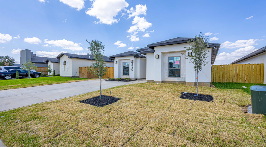 2920 Earthhaven Dr., LAREDO, Texas 78046, 3 Bedrooms Bedrooms, 5 Rooms Rooms,2 BathroomsBathrooms,Residential,For Sale,2920 Earthhaven Dr.,20264064