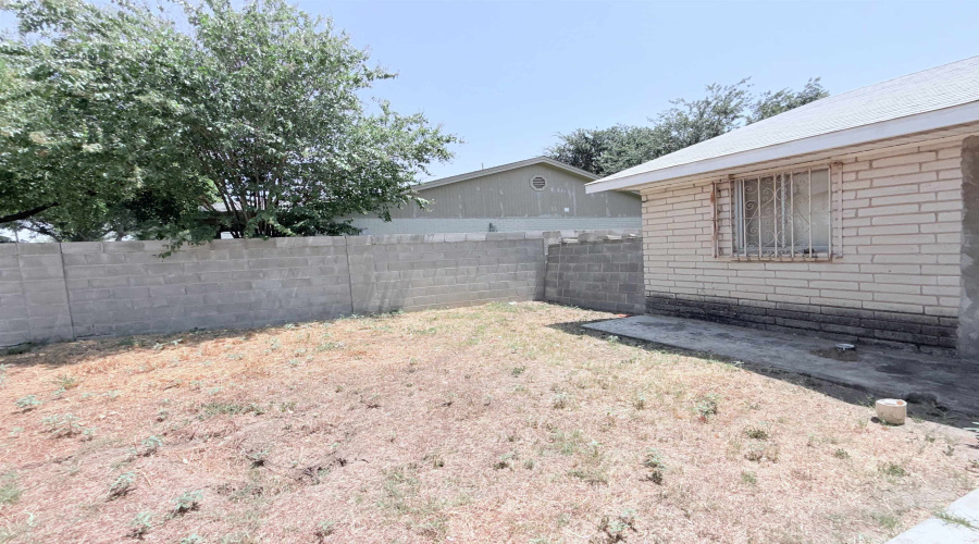 212 Maguey Dr, Laredo, Texas 78041, 4 Bedrooms Bedrooms, 5 Rooms Rooms,1 BathroomBathrooms,Residential,For Sale,212 Maguey Dr,20264065