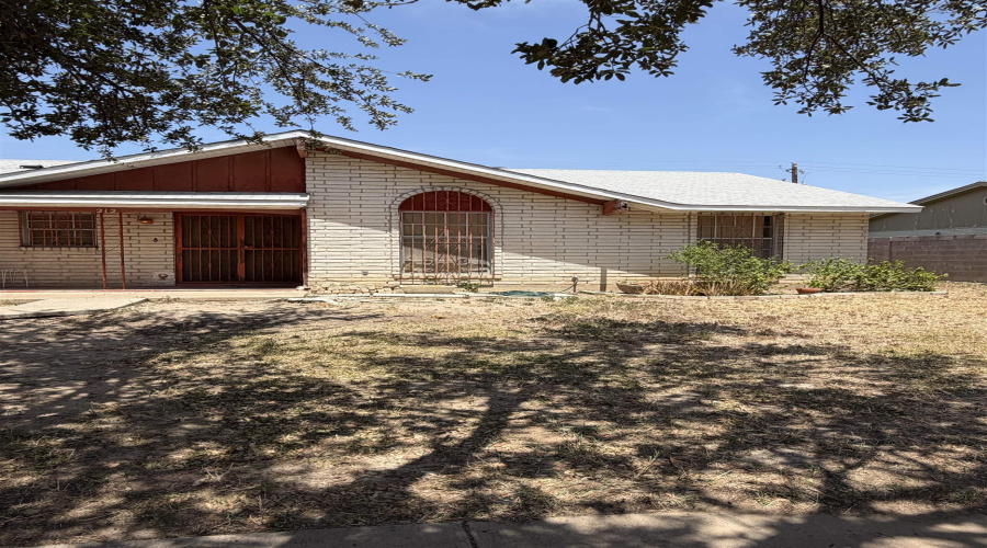 212 Maguey Dr, Laredo, Texas 78041, 4 Bedrooms Bedrooms, 5 Rooms Rooms,1 BathroomBathrooms,Residential,For Sale,212 Maguey Dr,20264065