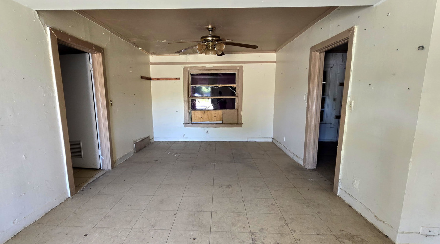 600 A&B Cherry Hill Dr, Laredo, Texas 78041, 6 Bedrooms Bedrooms, 8 Rooms Rooms,4 BathroomsBathrooms,Residential,For Sale,600 A&B Cherry Hill Dr,20264068