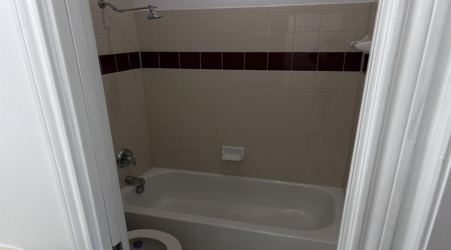 2445 Monarch Dr, Laredo, Texas 78045-4265, 4 Bedrooms Bedrooms, 6 Rooms Rooms,2 BathroomsBathrooms,Residential,For Rent,2445 Monarch Dr,20264069