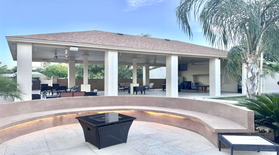 320 Merlin Rd, Laredo, Texas 78041, 5 Bedrooms Bedrooms, 12 Rooms Rooms,4 BathroomsBathrooms,Residential,For Sale,320 Merlin Rd,20264072