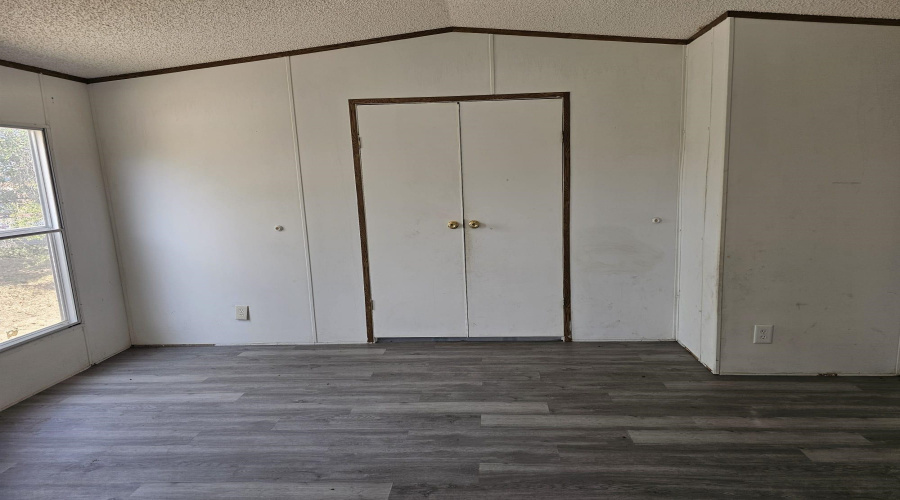 613 Valeria Lp, Laredo, Texas 78046, 3 Bedrooms Bedrooms, 5 Rooms Rooms,2 BathroomsBathrooms,Residential,For Sale,613 Valeria Lp,20264074