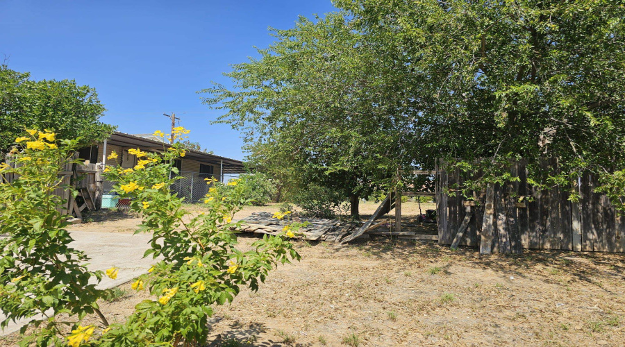 613 Valeria Lp, Laredo, Texas 78046, 3 Bedrooms Bedrooms, 5 Rooms Rooms,2 BathroomsBathrooms,Residential,For Sale,613 Valeria Lp,20264074