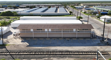 5810 Santa Maria Ave, Laredo, Texas 78045-3055, 1 Room Rooms,1 BathroomBathrooms,Commercial retail/office,For Rent,5810 Santa Maria Ave,20264081