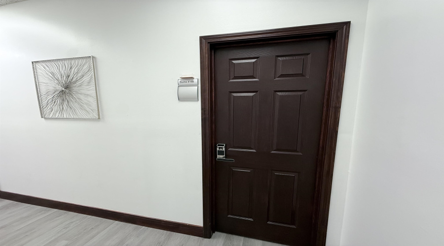 5601 San Dario Ave, Laredo, Texas 78041, ,3 BathroomsBathrooms,Commercial retail/office,For Rent,5601 San Dario Ave,20264087