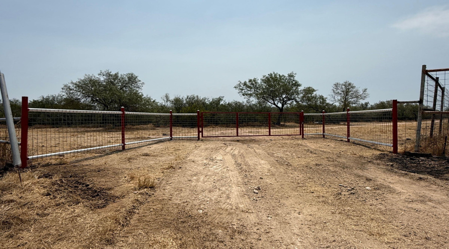 992 Jordan Rd., ENCINAL, Texas 78019, ,Land,For Sale,992 Jordan Rd.,20264078