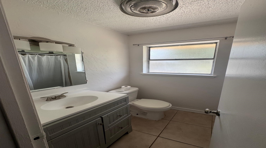 304 Richmond Ct, Laredo, Texas 78045, 3 Bedrooms Bedrooms, 7 Rooms Rooms,2 BathroomsBathrooms,Residential,For Rent,304 Richmond Ct,20264076