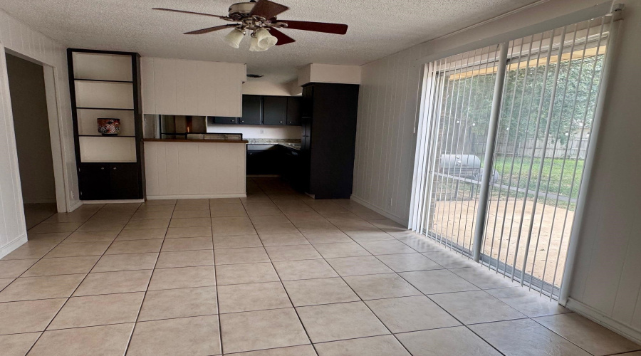 304 Richmond Ct, Laredo, Texas 78045, 3 Bedrooms Bedrooms, 7 Rooms Rooms,2 BathroomsBathrooms,Residential,For Rent,304 Richmond Ct,20264076