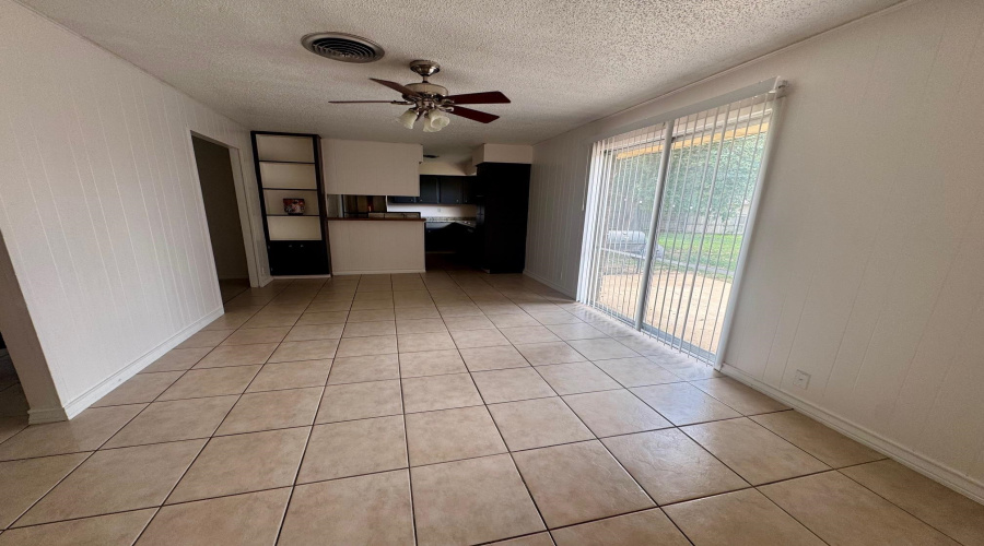 304 Richmond Ct, Laredo, Texas 78045, 3 Bedrooms Bedrooms, 7 Rooms Rooms,2 BathroomsBathrooms,Residential,For Rent,304 Richmond Ct,20264076