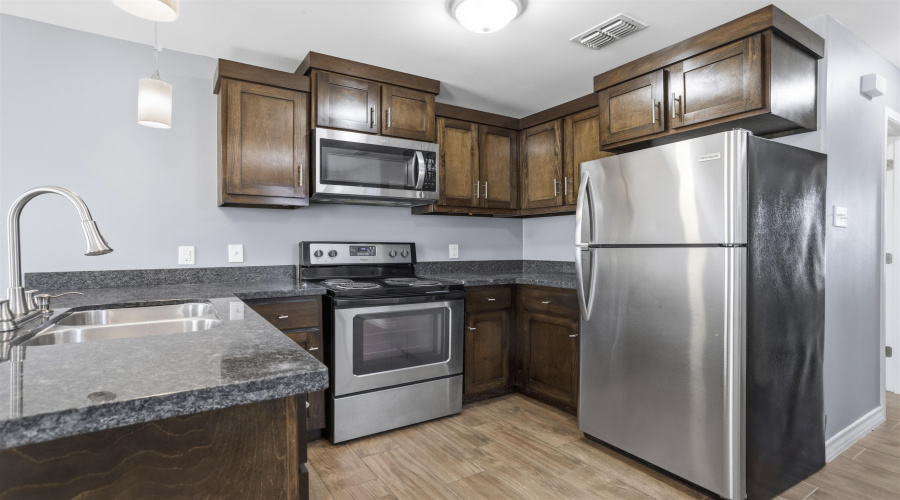 214 Allen Dr, Laredo, Texas 78045, 1 Bedroom Bedrooms, 2 Rooms Rooms,1 BathroomBathrooms,Residential,For Rent,214 Allen Dr,20264077