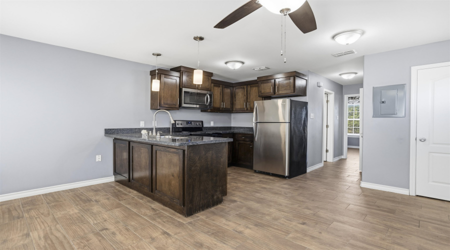 214 Allen Dr, Laredo, Texas 78045, 1 Bedroom Bedrooms, 2 Rooms Rooms,1 BathroomBathrooms,Residential,For Rent,214 Allen Dr,20264077