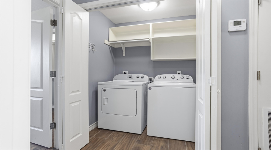 214 Allen Dr, Laredo, Texas 78045, 1 Bedroom Bedrooms, 2 Rooms Rooms,1 BathroomBathrooms,Residential,For Rent,214 Allen Dr,20264077