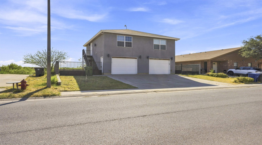 214 Allen Dr, Laredo, Texas 78045, 1 Bedroom Bedrooms, 2 Rooms Rooms,1 BathroomBathrooms,Residential,For Rent,214 Allen Dr,20264077
