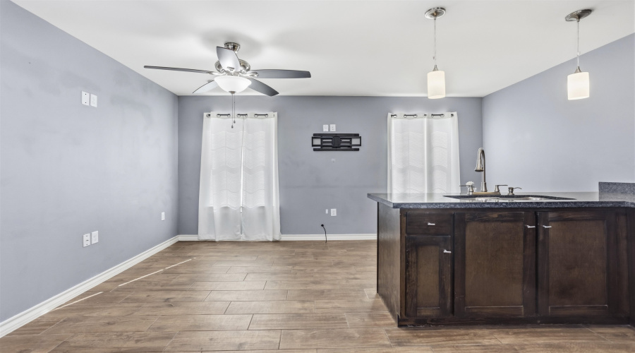 214 Allen Dr, Laredo, Texas 78045, 1 Bedroom Bedrooms, 2 Rooms Rooms,1 BathroomBathrooms,Residential,For Rent,214 Allen Dr,20264077