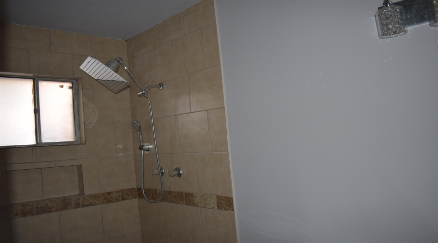 3313 Cortez Blvd, Laredo, Texas 78046-4106, 3 Bedrooms Bedrooms, 5 Rooms Rooms,2 BathroomsBathrooms,Residential,For Sale,3313 Cortez Blvd,20264079
