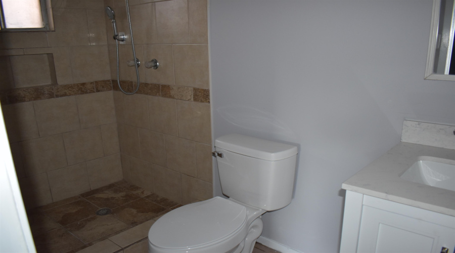 3313 Cortez Blvd, Laredo, Texas 78046-4106, 3 Bedrooms Bedrooms, 5 Rooms Rooms,2 BathroomsBathrooms,Residential,For Sale,3313 Cortez Blvd,20264079