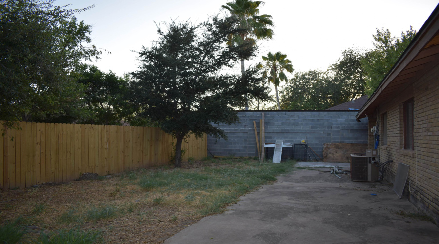 3313 Cortez Blvd, Laredo, Texas 78046-4106, 3 Bedrooms Bedrooms, 5 Rooms Rooms,2 BathroomsBathrooms,Residential,For Sale,3313 Cortez Blvd,20264079