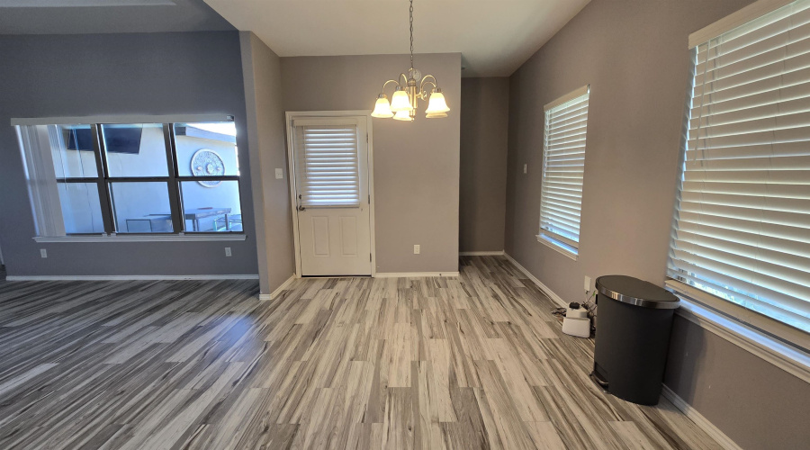 2708 Taurus Dr., Laredo, Texas 78046, 3 Bedrooms Bedrooms, 7 Rooms Rooms,3 BathroomsBathrooms,Residential,For Sale,2708 Taurus Dr.,20264082