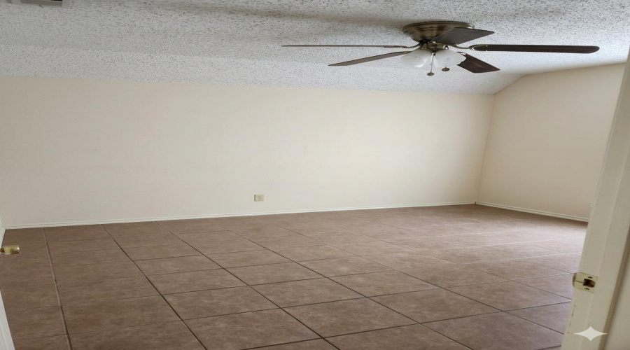 3202 Chacota St, Laredo, Texas 78046, 3 Bedrooms Bedrooms, 5 Rooms Rooms,1 BathroomBathrooms,Residential,For Rent,3202 Chacota St,20264083