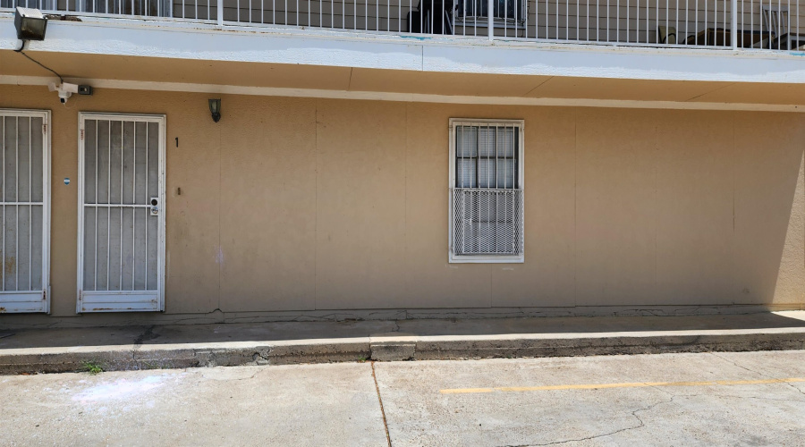 3202 Chacota St, Laredo, Texas 78046, 3 Bedrooms Bedrooms, 5 Rooms Rooms,1 BathroomBathrooms,Residential,For Rent,3202 Chacota St,20264083