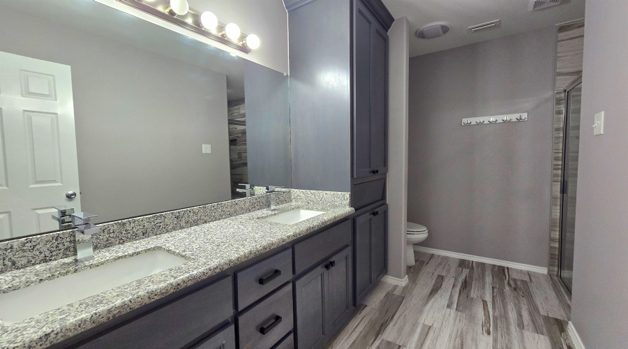 2708 Taurus Dr., Laredo, Texas 78046, 3 Bedrooms Bedrooms, 7 Rooms Rooms,3 BathroomsBathrooms,Residential,For Rent,2708 Taurus Dr.,20264085