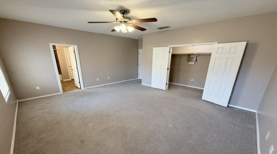 11307 Kirby Dr, Laredo, Texas 78045, 3 Bedrooms Bedrooms, 5 Rooms Rooms,2 BathroomsBathrooms,Residential,For Rent,11307 Kirby Dr,20264086