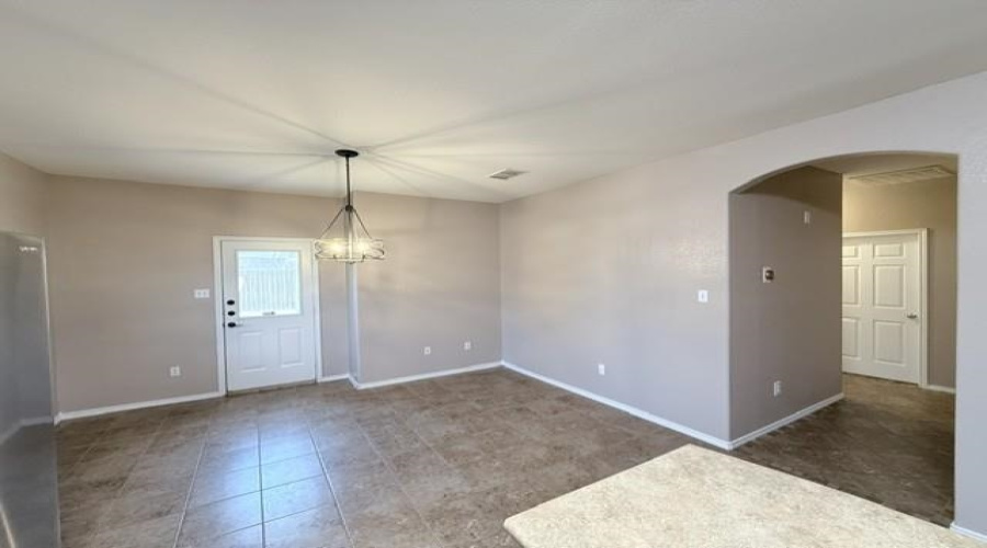 11307 Kirby Dr, Laredo, Texas 78045, 3 Bedrooms Bedrooms, 5 Rooms Rooms,2 BathroomsBathrooms,Residential,For Rent,11307 Kirby Dr,20264086