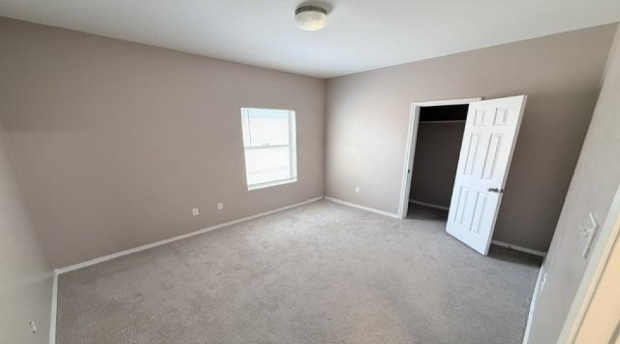 11307 Kirby Dr, Laredo, Texas 78045, 3 Bedrooms Bedrooms, 5 Rooms Rooms,2 BathroomsBathrooms,Residential,For Rent,11307 Kirby Dr,20264086