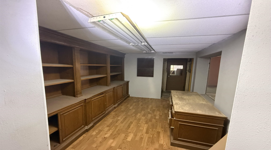 1307 Hidalgo St, Laredo, Texas 78040-0000, 6 Rooms Rooms,4 BathroomsBathrooms,Commercial retail/office,For Sale,1307 Hidalgo St,20264094