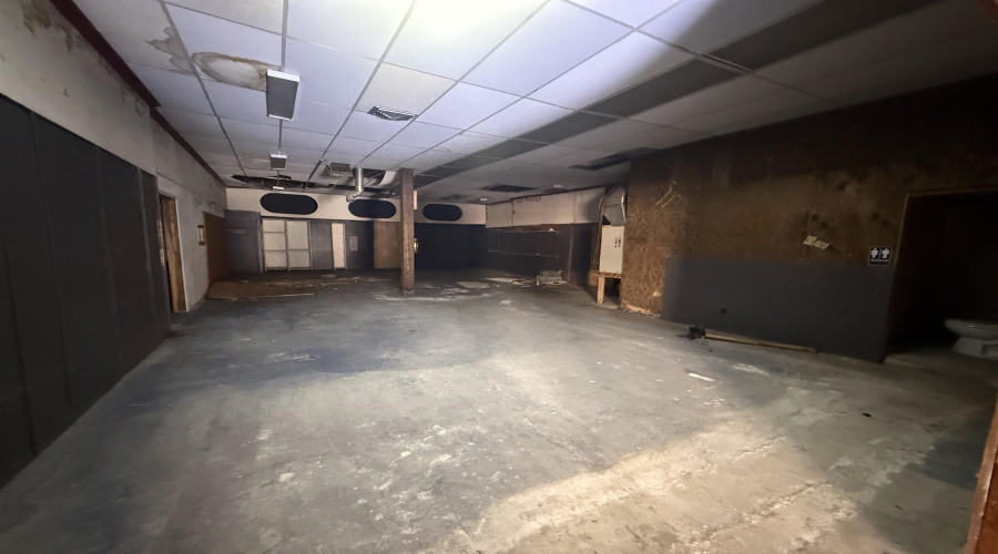 1307 Hidalgo St, Laredo, Texas 78040-0000, 6 Rooms Rooms,4 BathroomsBathrooms,Commercial retail/office,For Sale,1307 Hidalgo St,20264094