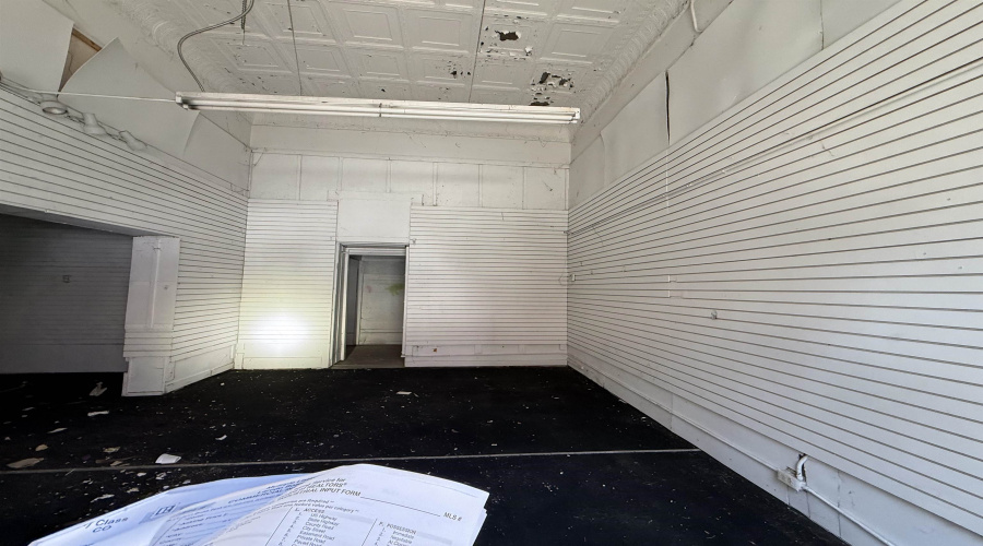 1307 Hidalgo St, Laredo, Texas 78040-0000, 6 Rooms Rooms,4 BathroomsBathrooms,Commercial retail/office,For Sale,1307 Hidalgo St,20264094