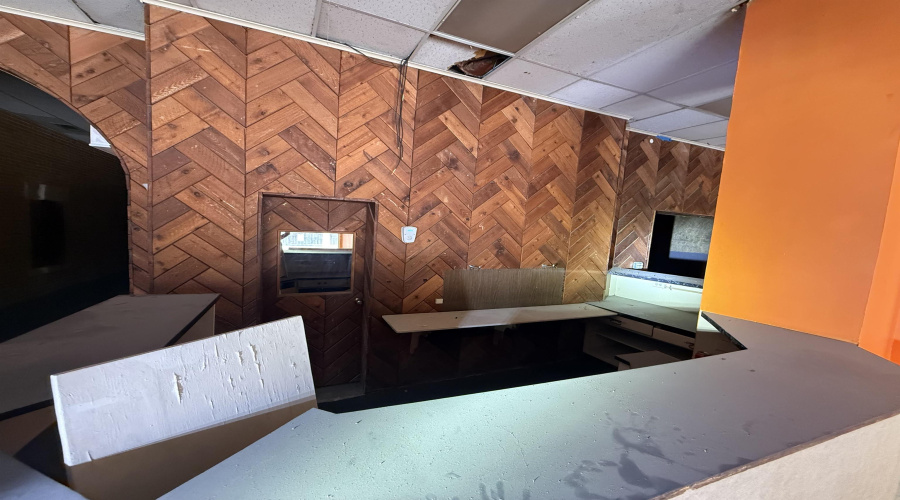 1307 Hidalgo St, Laredo, Texas 78040-0000, 6 Rooms Rooms,4 BathroomsBathrooms,Commercial retail/office,For Sale,1307 Hidalgo St,20264094