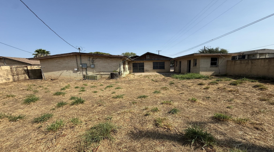 2121 San Jose St, Laredo, Texas 78043, 4 Bedrooms Bedrooms, 6 Rooms Rooms,2 BathroomsBathrooms,Residential,For Sale,2121 San Jose St,20264096