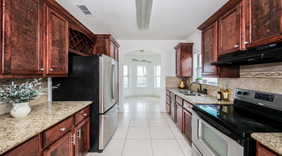 3921 Aidin St, laredo, Texas 78045, 3 Bedrooms Bedrooms, 3 Rooms Rooms,2 BathroomsBathrooms,Residential,For Rent,3921 Aidin St,20264098