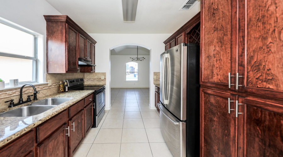 3921 Aidin St, laredo, Texas 78045, 3 Bedrooms Bedrooms, 3 Rooms Rooms,2 BathroomsBathrooms,Residential,For Rent,3921 Aidin St,20264098