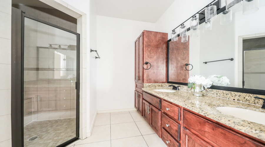 3921 Aidin St, laredo, Texas 78045, 3 Bedrooms Bedrooms, 3 Rooms Rooms,2 BathroomsBathrooms,Residential,For Rent,3921 Aidin St,20264098