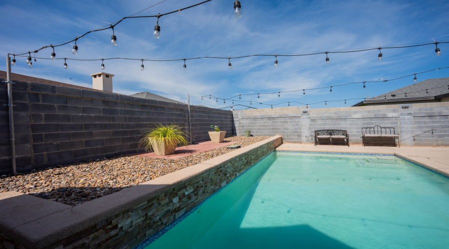 216 Twin Oak Dr, LAREDO, Texas 78045-6857, 4 Bedrooms Bedrooms, 5 Rooms Rooms,4 BathroomsBathrooms,Residential,For Sale,216 Twin Oak Dr,20264103