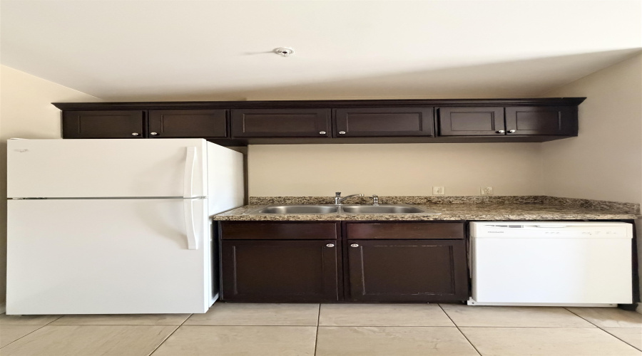 408 Shiloh Dr, Laredo, Texas 78045, 2 Bedrooms Bedrooms, 5 Rooms Rooms,2 BathroomsBathrooms,Residential,For Rent,408 Shiloh Dr,20264105