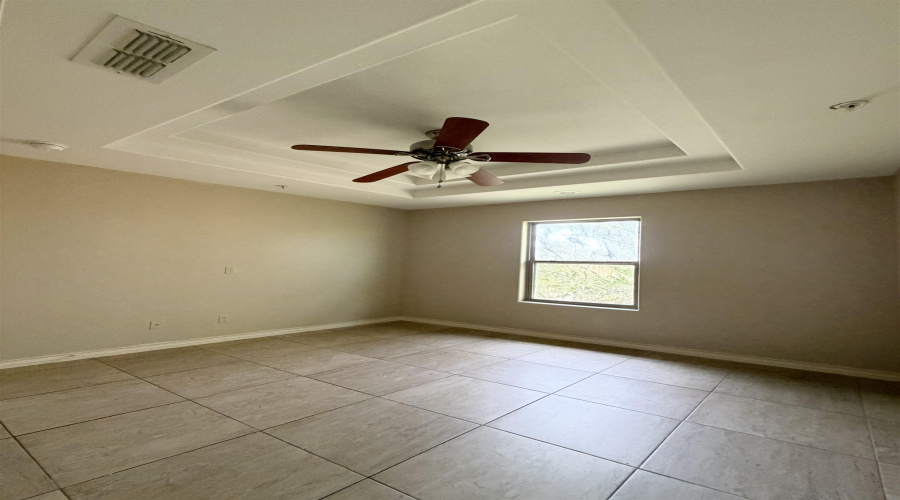 408 Shiloh Dr, Laredo, Texas 78045, 2 Bedrooms Bedrooms, 5 Rooms Rooms,2 BathroomsBathrooms,Residential,For Rent,408 Shiloh Dr,20264105