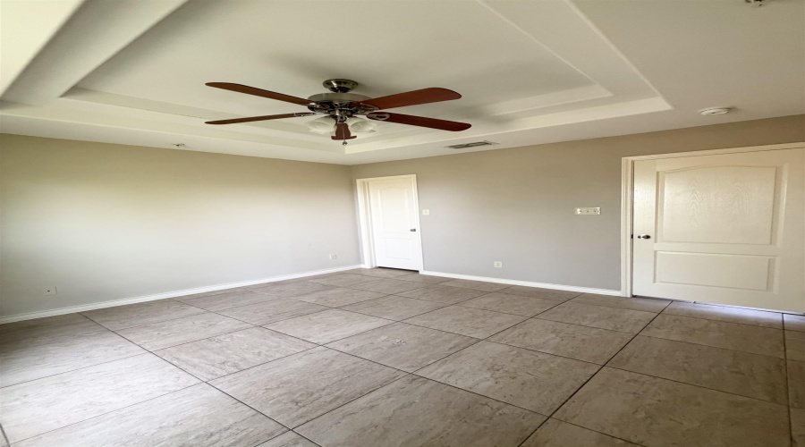 408 Shiloh Dr, Laredo, Texas 78045, 2 Bedrooms Bedrooms, 5 Rooms Rooms,2 BathroomsBathrooms,Residential,For Rent,408 Shiloh Dr,20264105