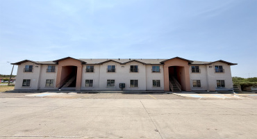 408 Shiloh Dr, Laredo, Texas 78045, 2 Bedrooms Bedrooms, 5 Rooms Rooms,2 BathroomsBathrooms,Residential,For Rent,408 Shiloh Dr,20264105 408 Shiloh Dr, Laredo, Texas 78045, 2 Bedrooms Bedrooms, 5 Rooms Rooms,2 BathroomsBathrooms,Residential,For Rent,408 Shiloh Dr,20264105