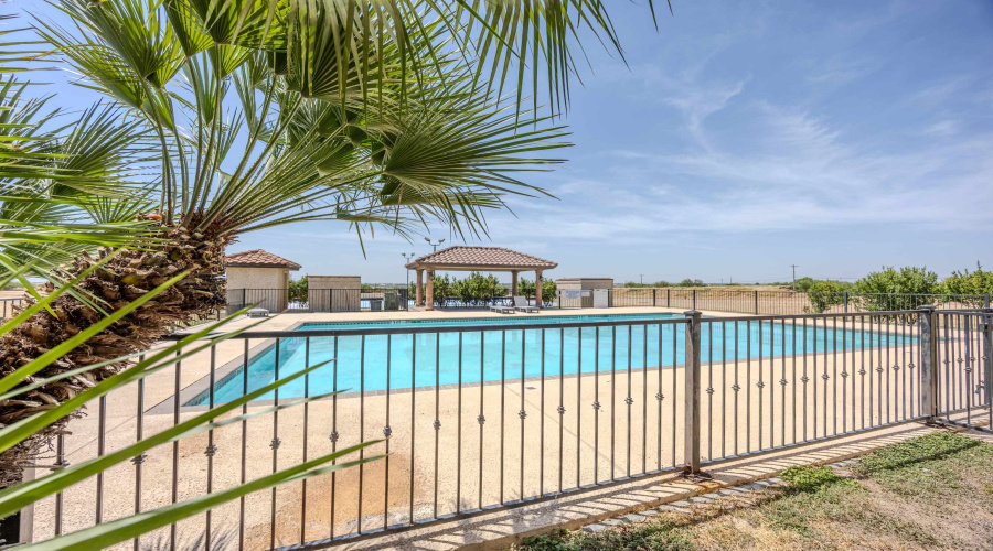 8216 Casa Verde Rd, Laredo, Texas 78041, 2 Bedrooms Bedrooms, 5 Rooms Rooms,2 BathroomsBathrooms,Residential,For Rent,8216 Casa Verde Rd,20264108